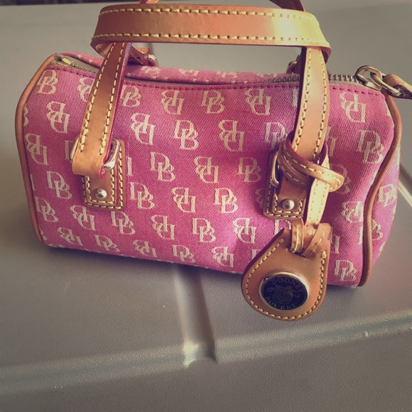 Dooney & Bourke Handbags - Mini Dooney & Bourke handbag